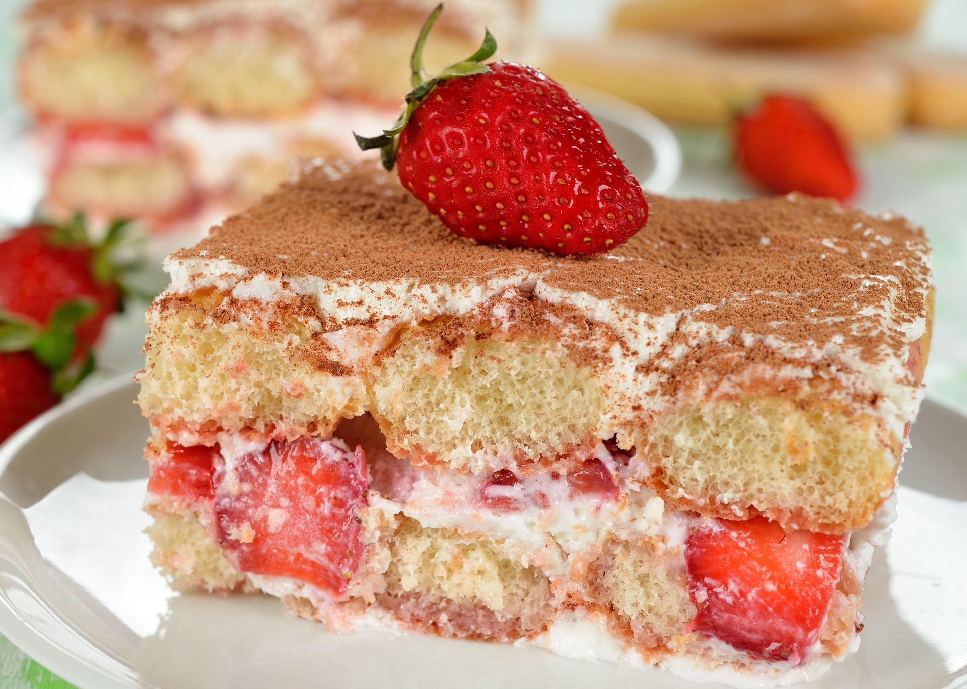 Do włoskiego deseru dodaję sezonowe owoce. Bajeczny deser na niedzielę