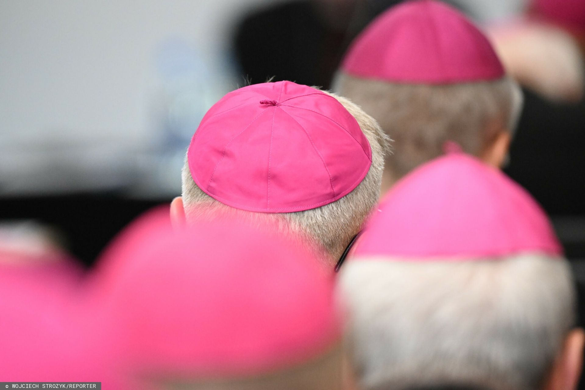 Czy nieochrzczone dzieci mogą mieć pogrzeb? Oto stanowisko Kościoła