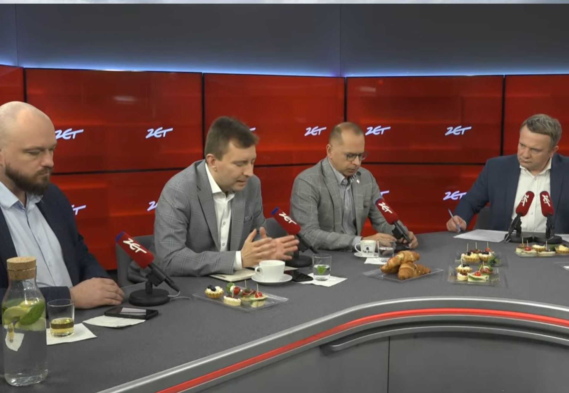 Spięcie podczas programu. Schreiber spierał się z dziennikarzem