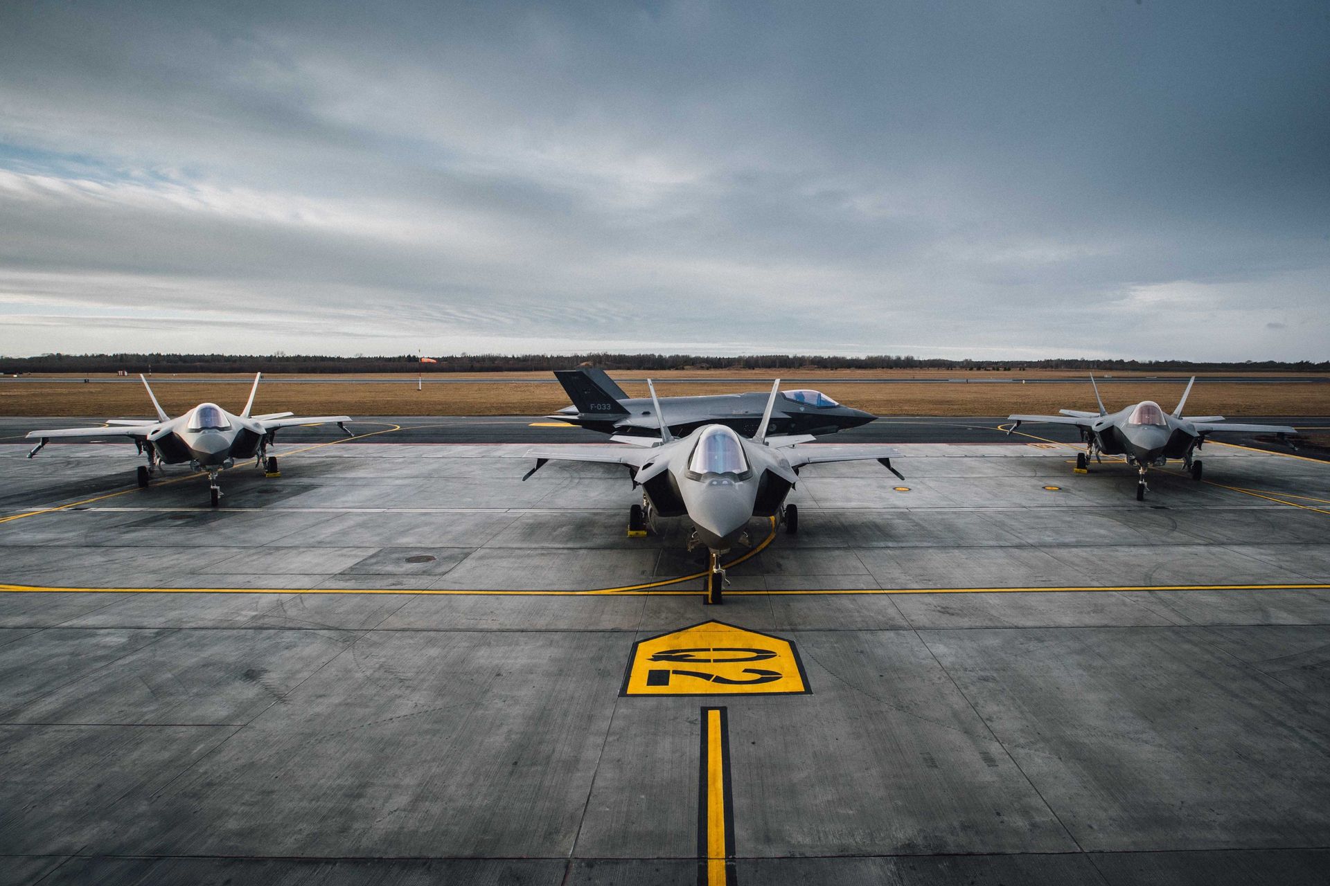 Mocno wychwalali F-35. Teraz zmienili ton