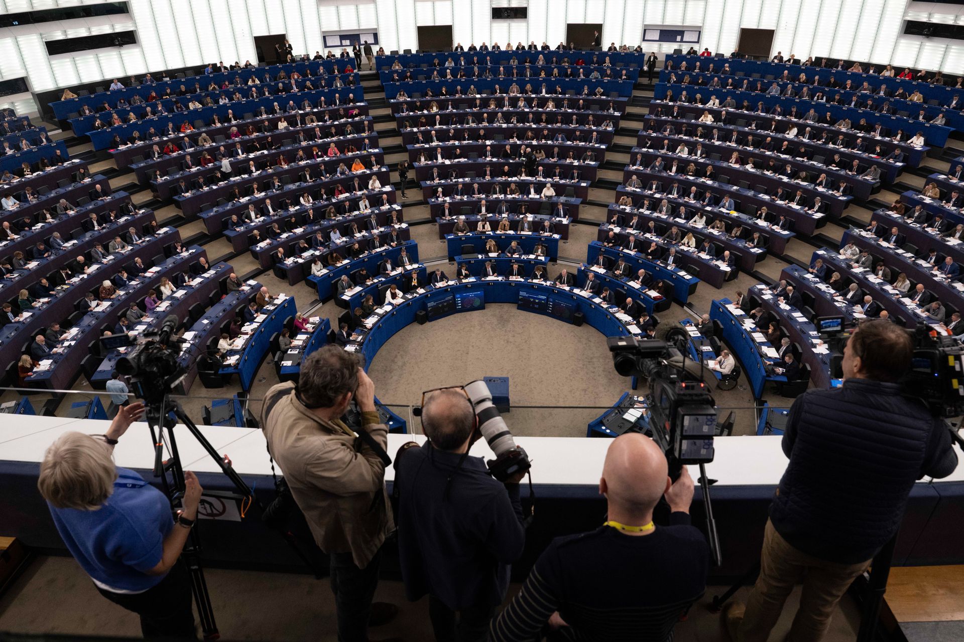 Spór o Grenlandię wyciszony. PE o powrocie do umowy handlowej z USA