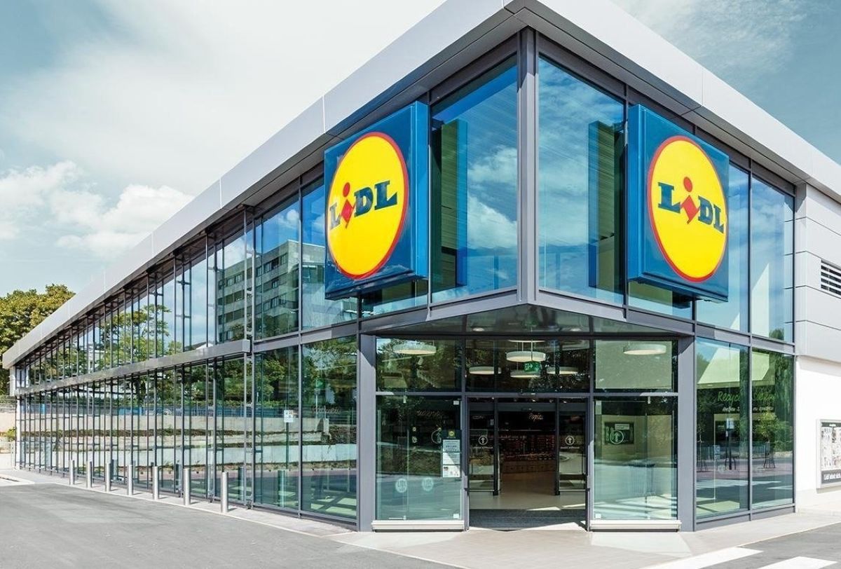 Lidl znów podniesie pensje. Ile zarobią kasjerzy i kierownicy sklepów?