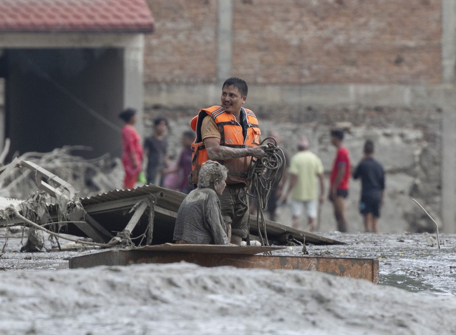 Tragedia w Nepalu. Poruszające relacje ocalałych
