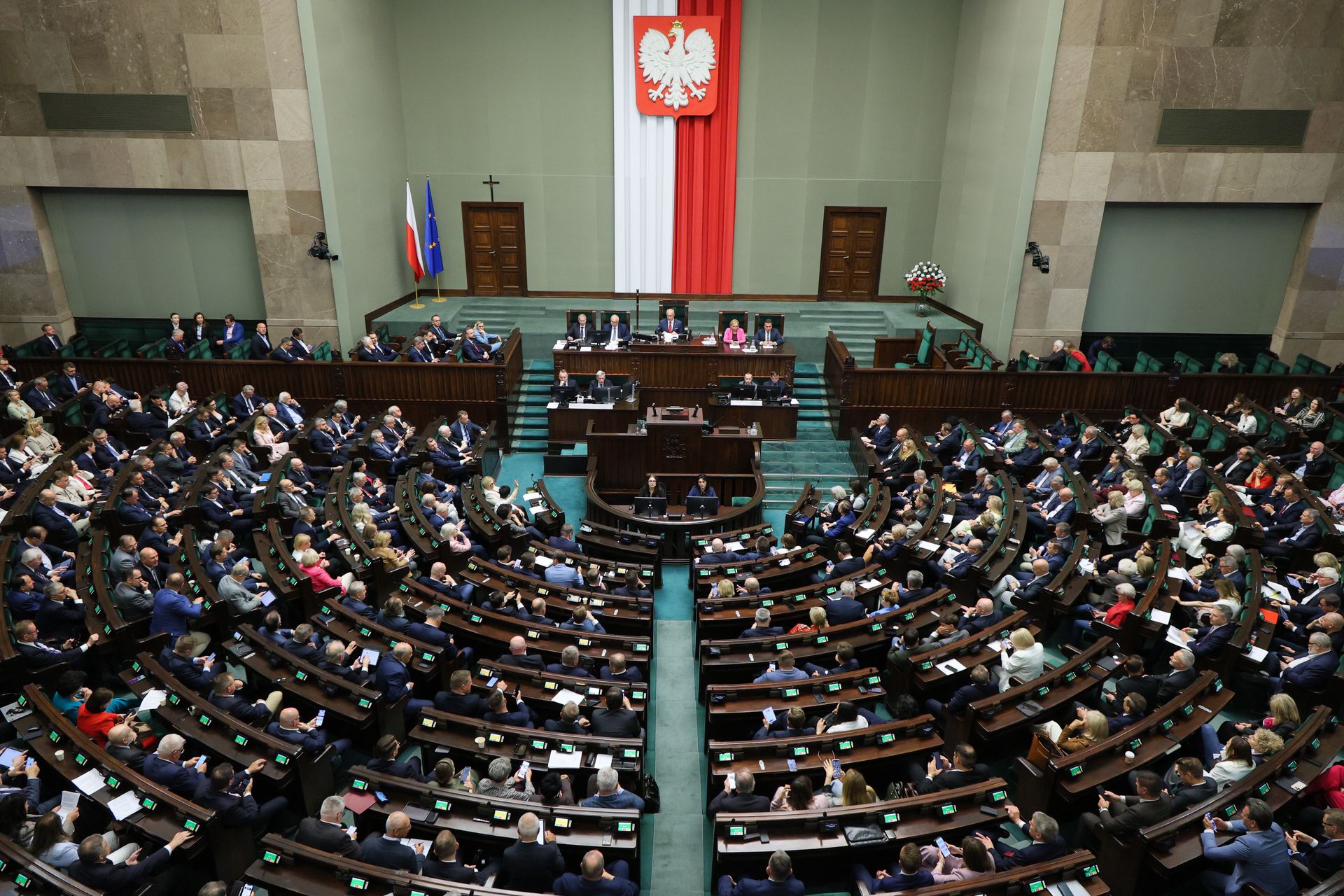 Majątek posłów w nieruchomościach. Zarabiają krocie z najmu