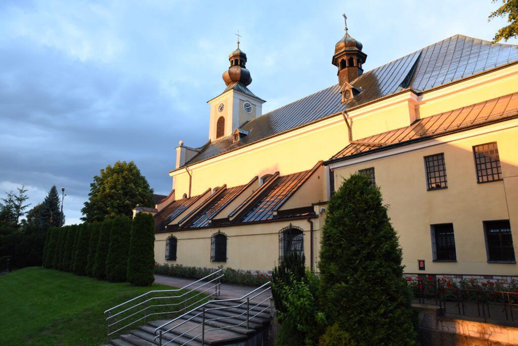 Wyrok dla wikarego. Zaskakująca decyzja ws. skandalu w Tymbarku