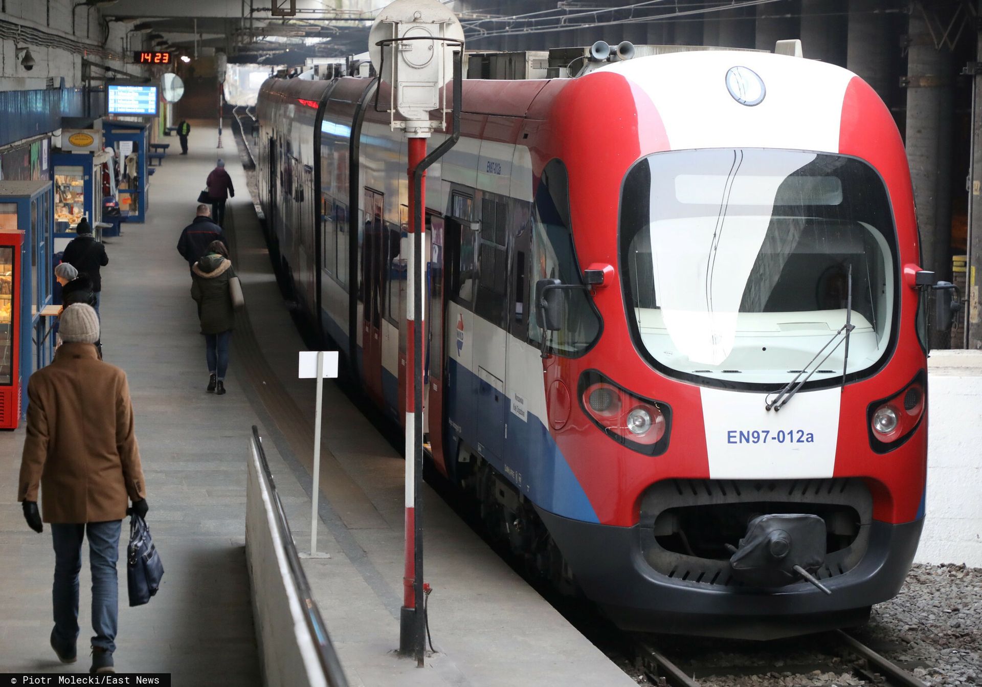 Horror na dworcu w Warszawie. Pociąg potrącił dwie kobiety