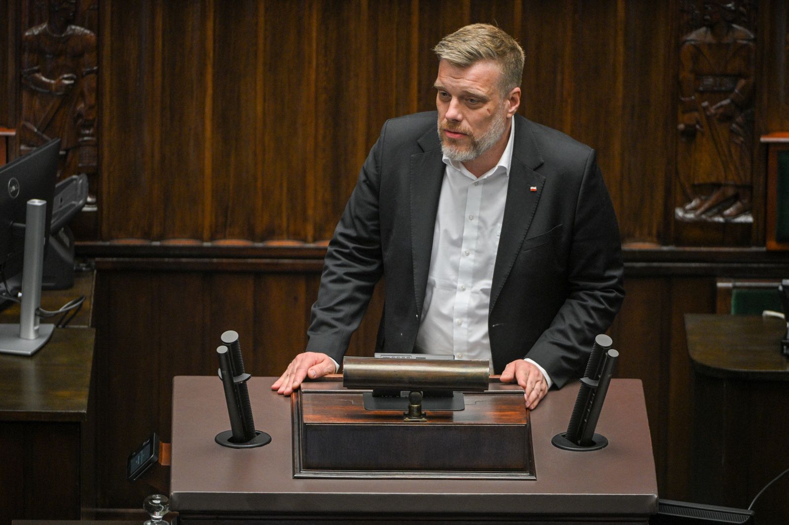 Zandberg zakpił z Nawrockiego. Tak zareagował po wywiadzie u Mentzena