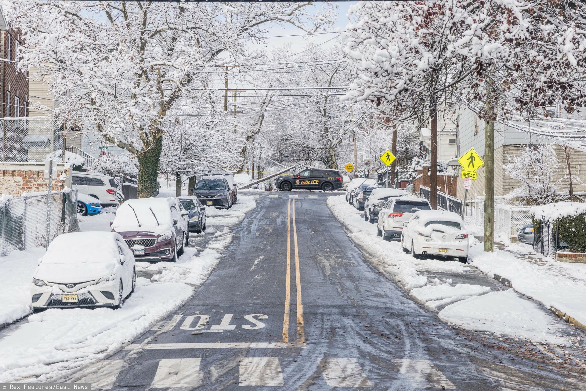 Burza śnieżna paraliżuje część USA. Tysiące opóźnień i odwołanych lotów