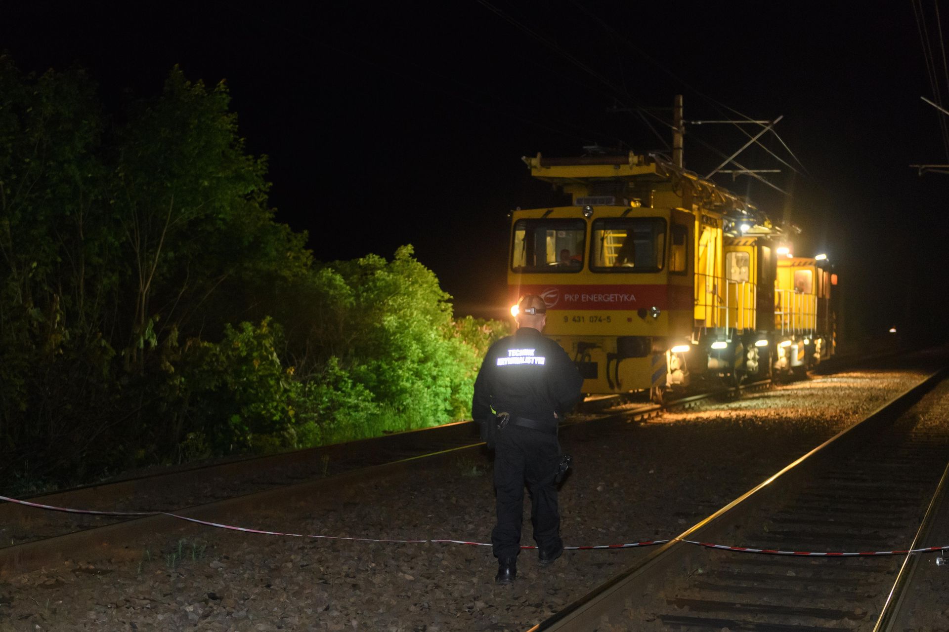 Wypadek kolejowy na Mazowszu. Pociąg zjechał z nasypu