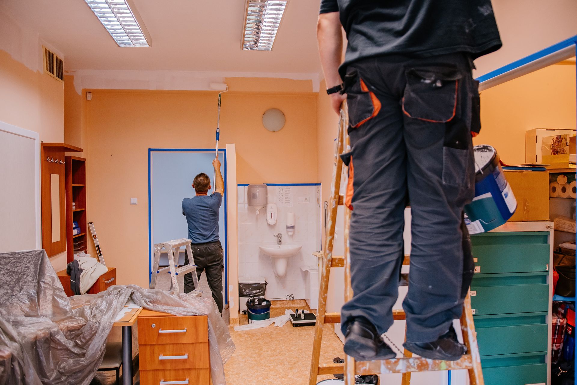 Niemcy podnoszą płace minimalne w "branżach Polaków". Płacą 120 zł/h