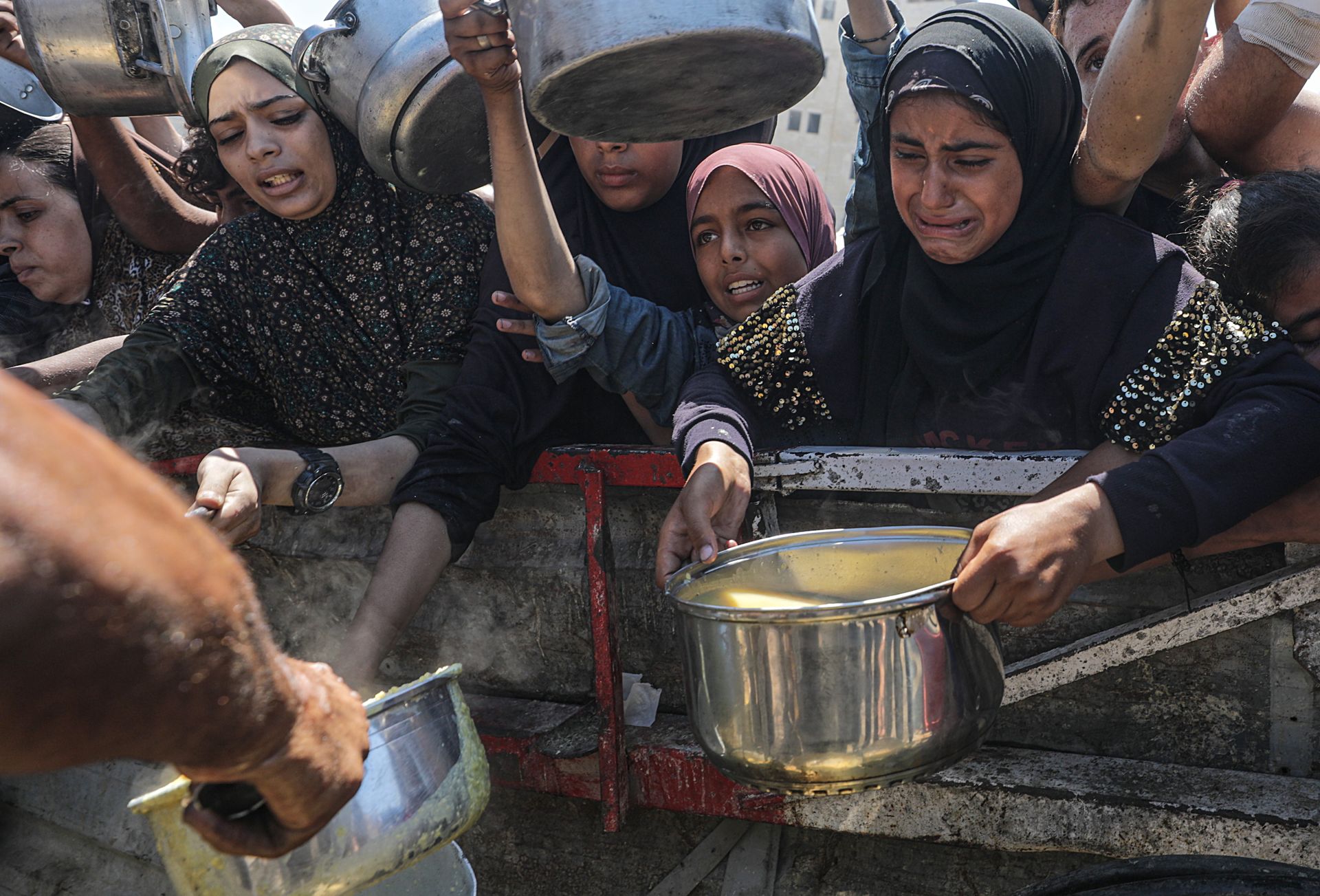 Powiedział o ludobójstwie w Strefie Gazy. Został usunięty z Knesetu