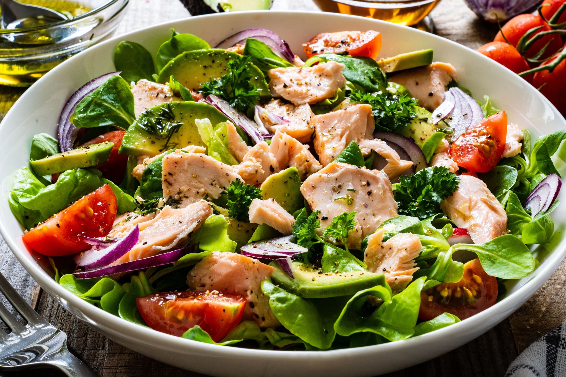 Najszybsza sałatka świata. Zrobisz w 3 minuty z 3 składników