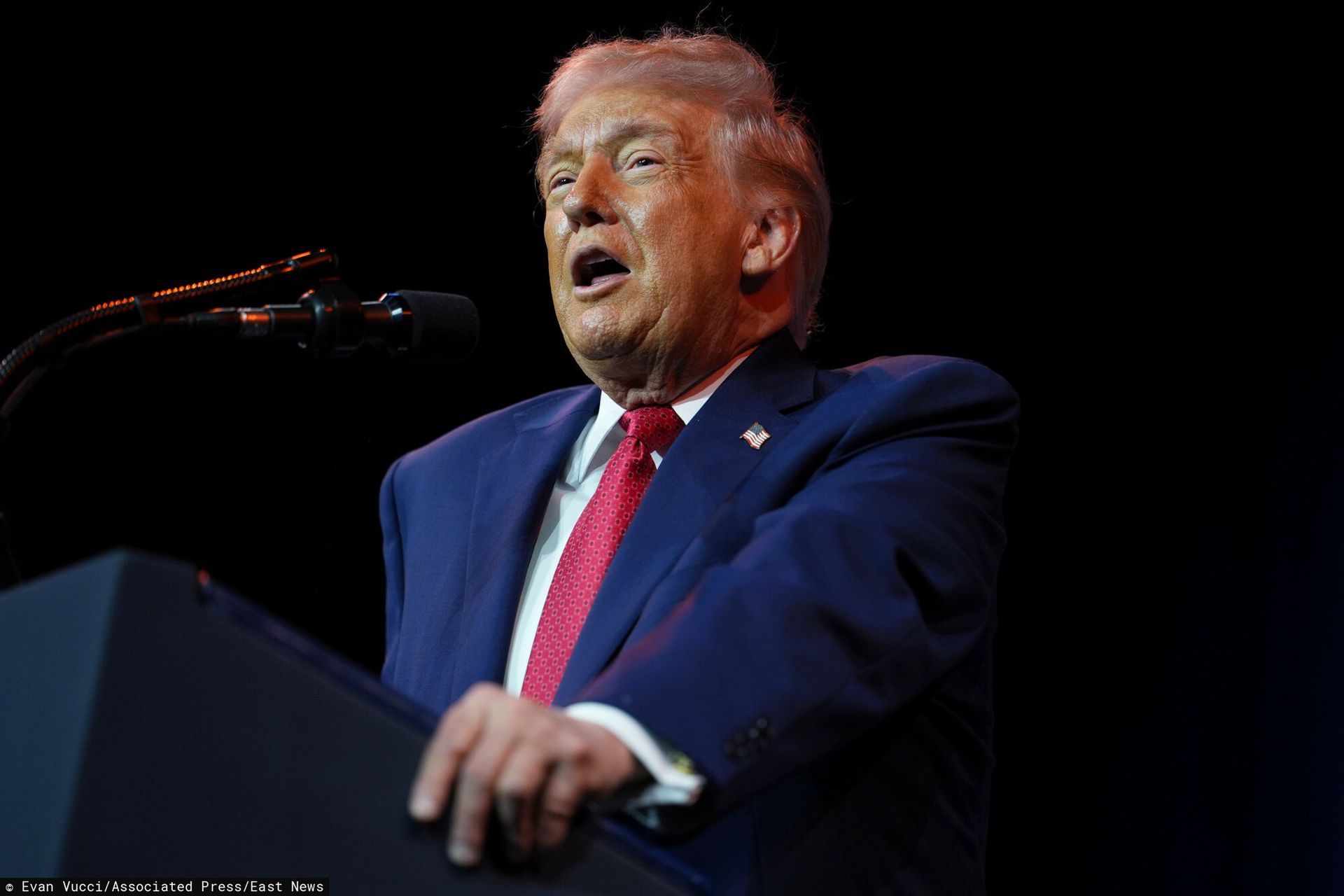 Trump ogłosił, co stanie się z pieniędzmi za wenezuelską ropę