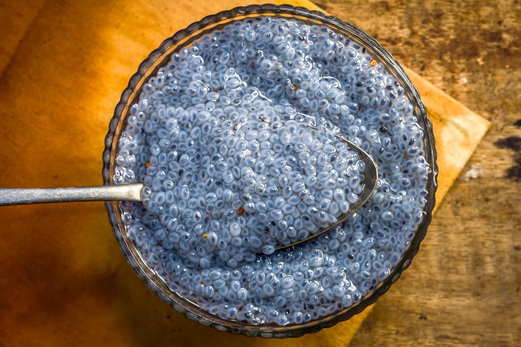 Naturalny detoks dla brzucha. Działa skuteczniej niż inne modne nasiona