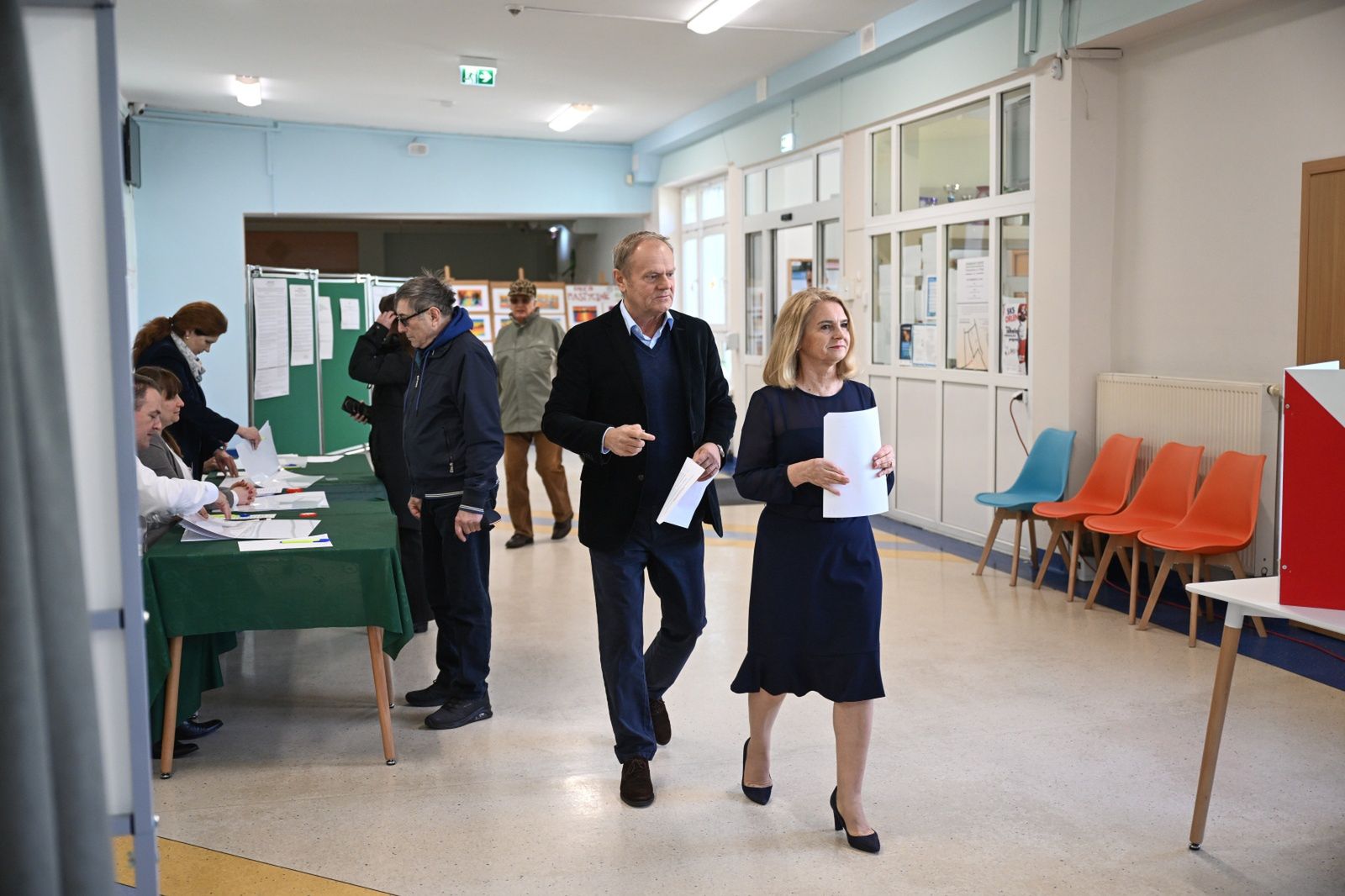 Wybory prezydenckie 2025. Jak głosowali sąsiedzi Tuska?