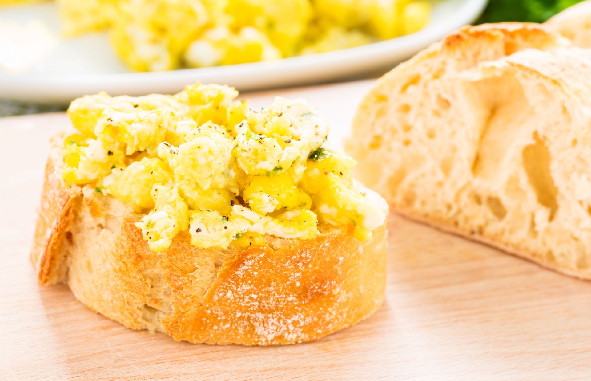 Śniadanie jak z kawiarni bez wychodzenia z domu. Pokochasz od pierwszego kęsa