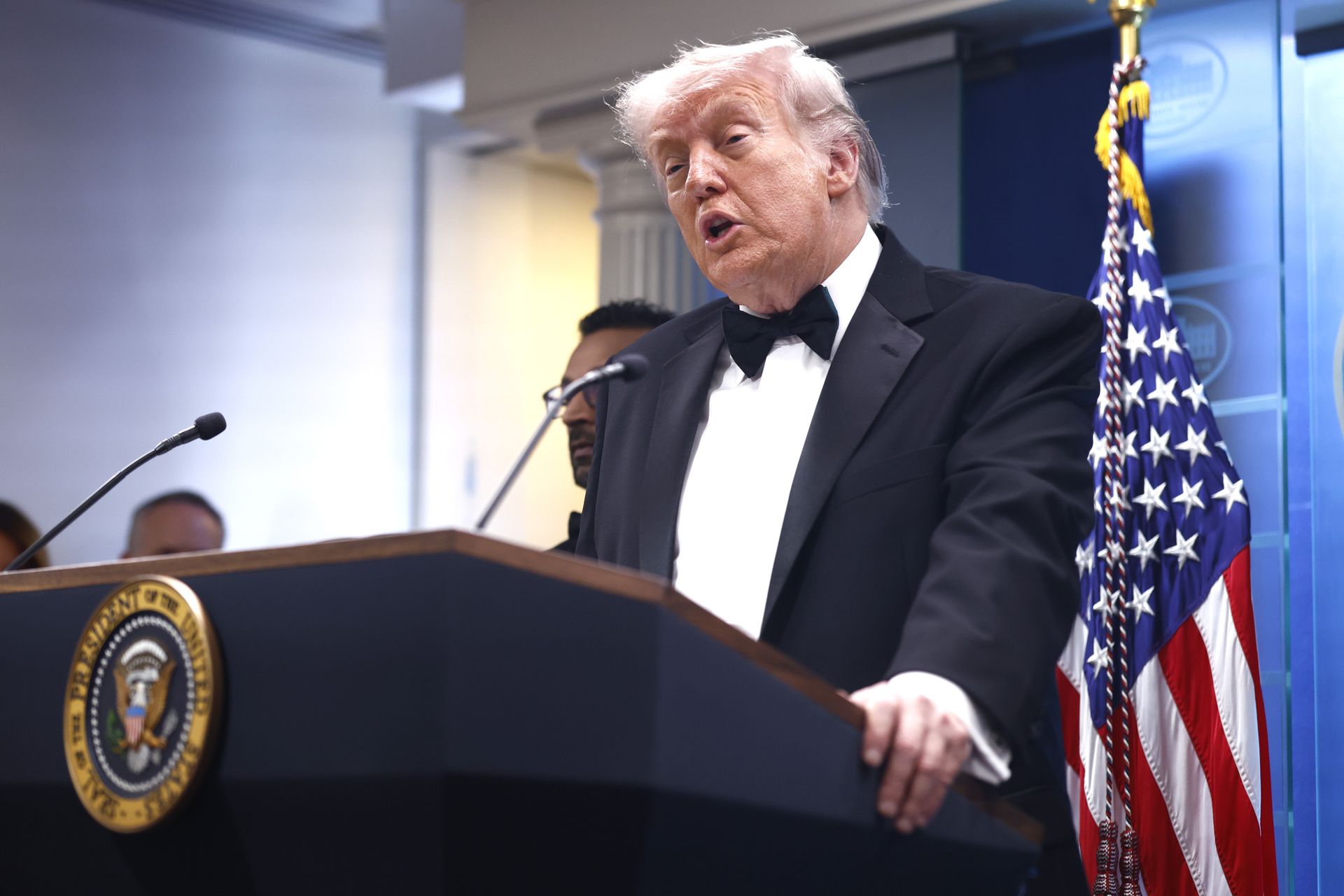 "Obłudna krucjata Trumpa". Wypominają mu hipokryzję