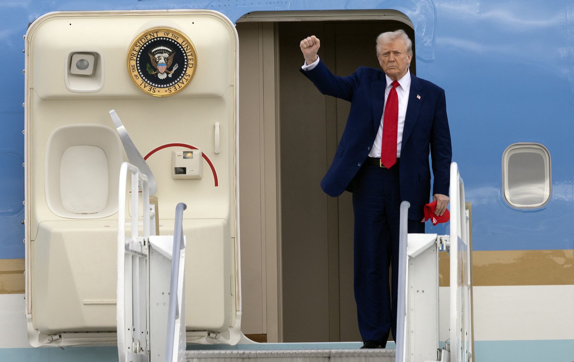 Separatyści z Oranii chcą autonomii. Pojechali do Trumpa