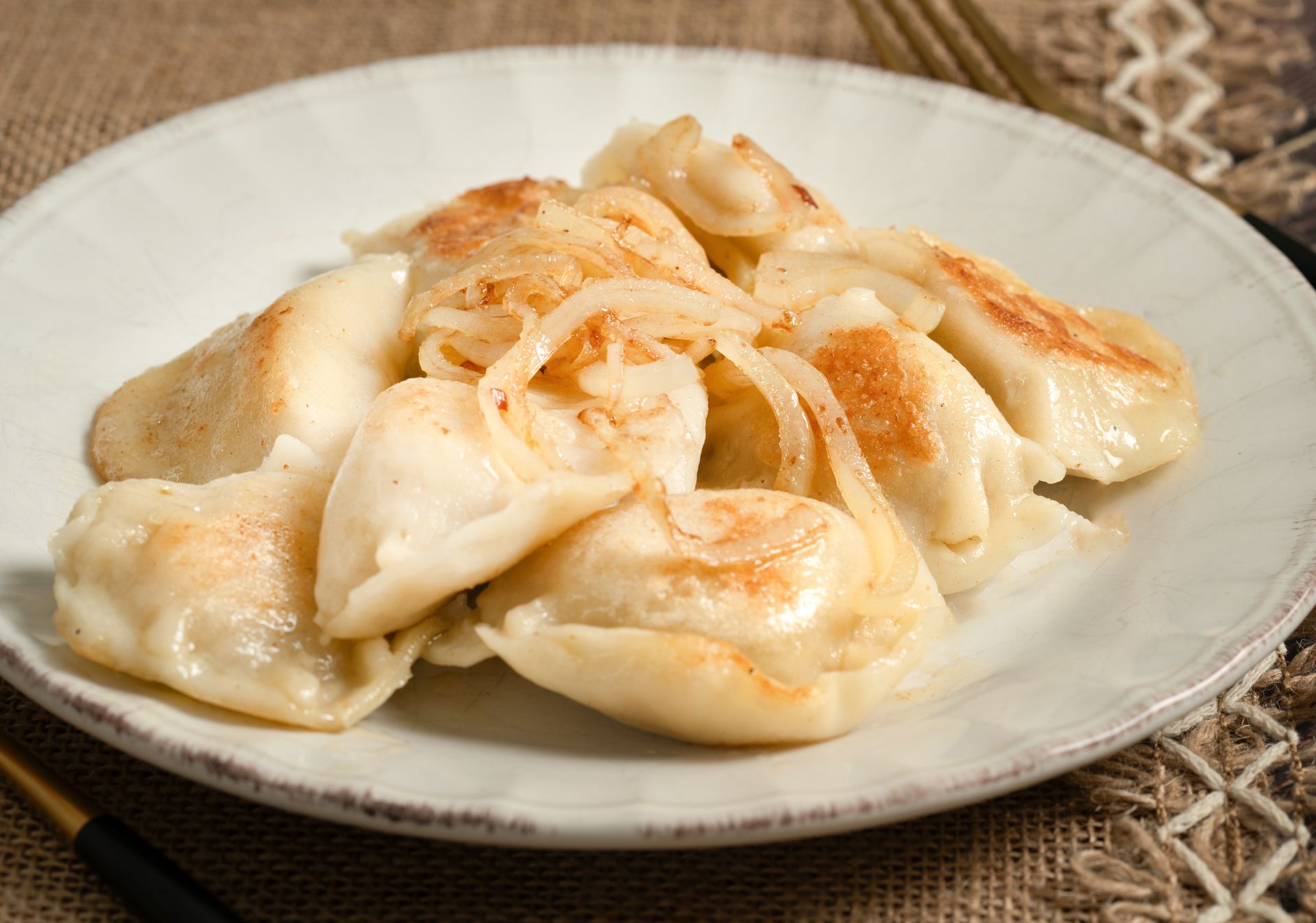 Mama robiła farsz z nietypowym połączeniem. choćby nie myślę o pierogach z mięsem