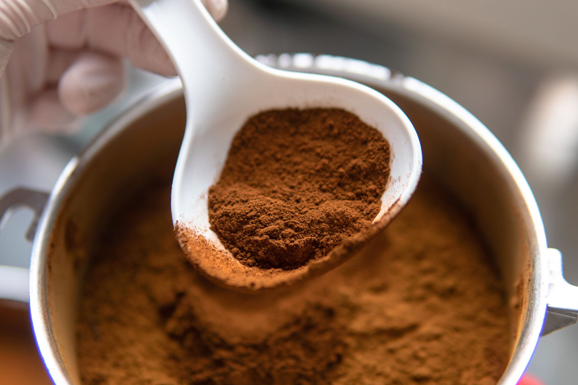 Suszę i mielę w blenderze na proszek. Nie ma lepszego dodatku do sosów i zup