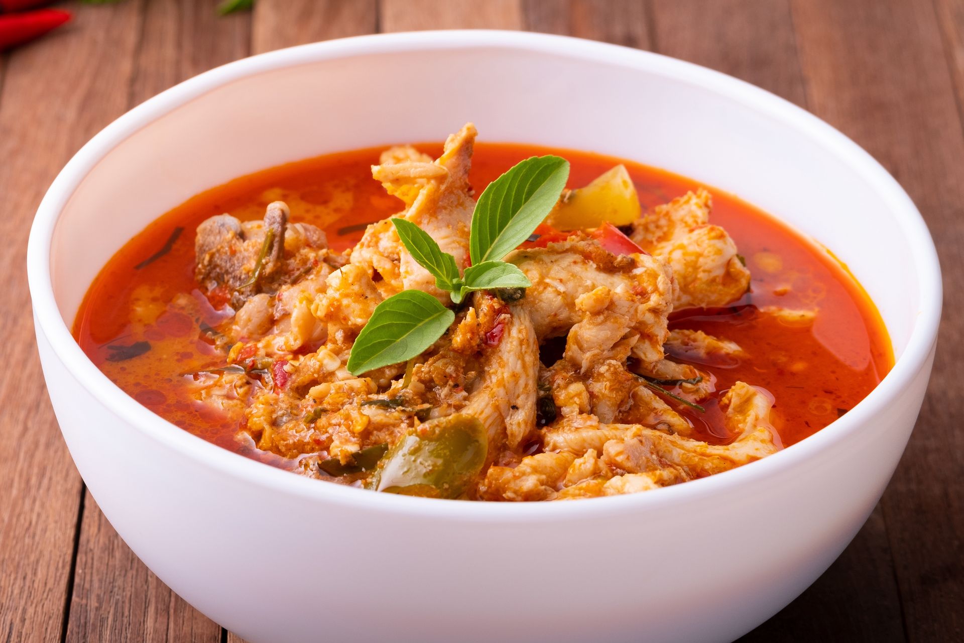 Wcale nie chłodnik. Tego lata króluje grecka zupa na ciepło