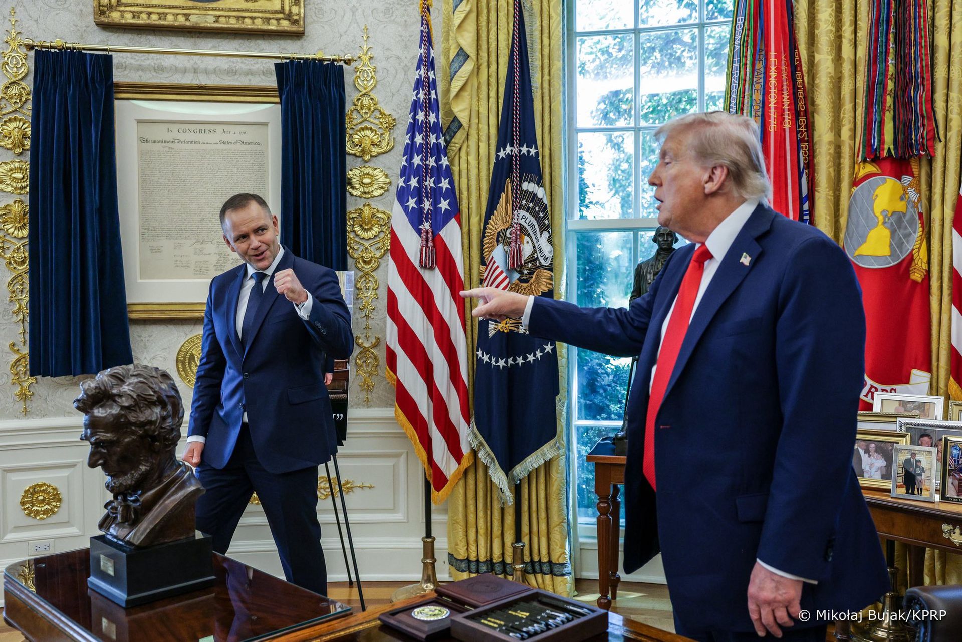 "Pomyłka" w relacjach Trump-Nawrocki. Pałac milczy, rząd nie ma złudzeń. Mamy przesłuchy