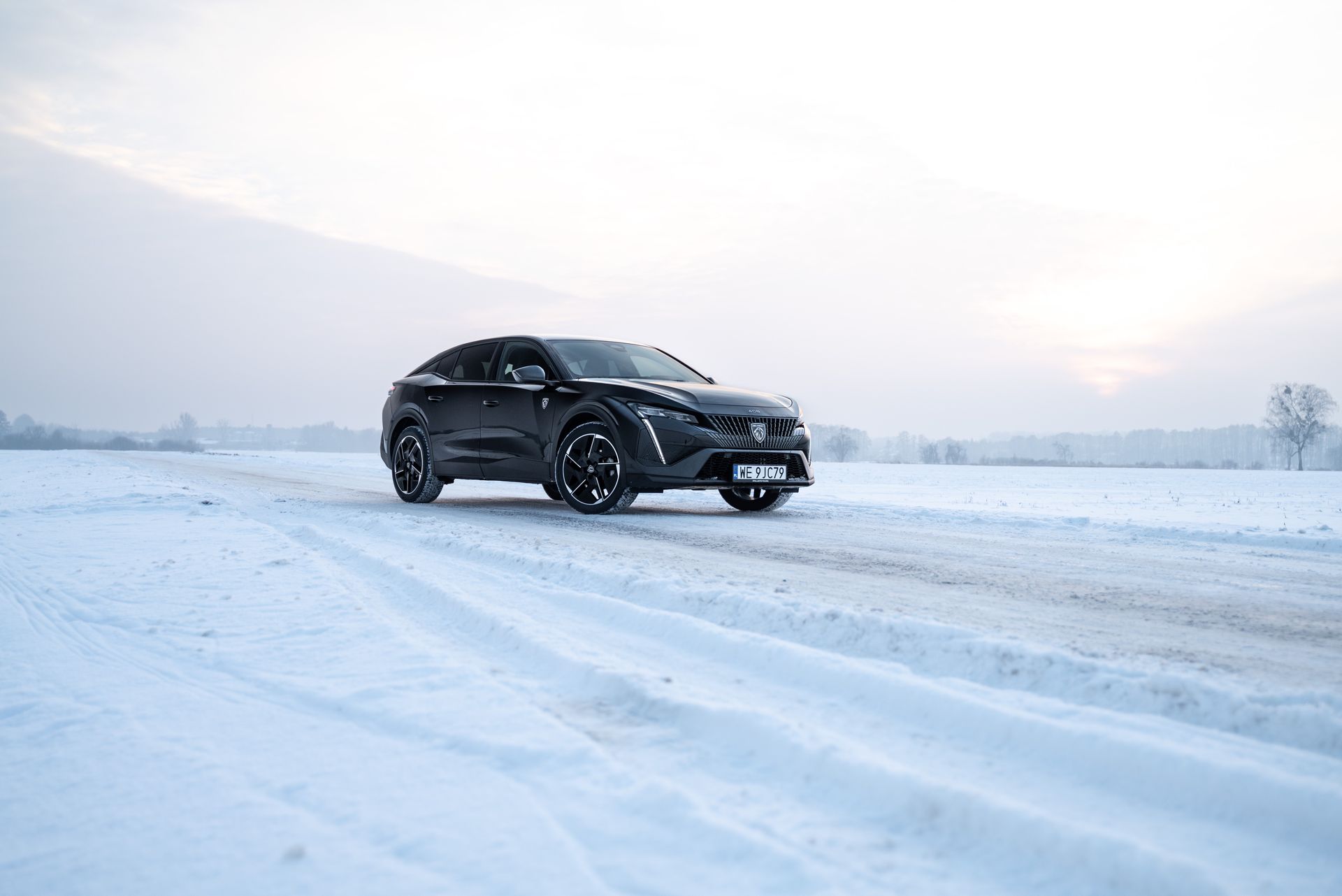 Test: Peugeot 408 Hybrid 145– mogło być tak pięknie