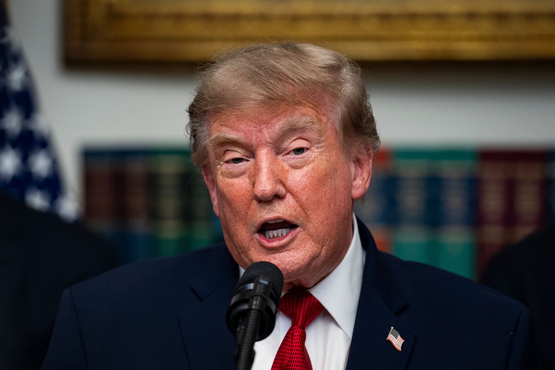 Trump uderza w Iran. "Izolacja na niespotykaną skalę"