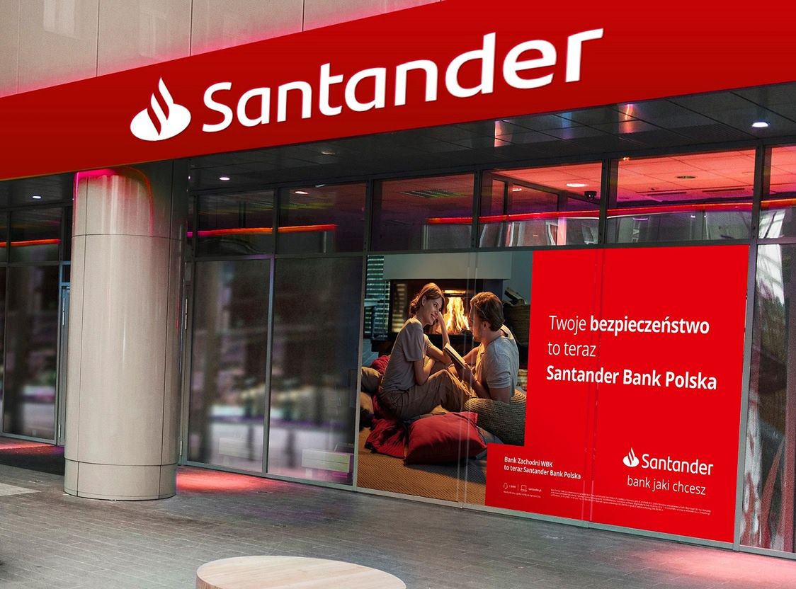 Przestępcy wypłacili pieniądze klientów banku Santander. Będą zwroty