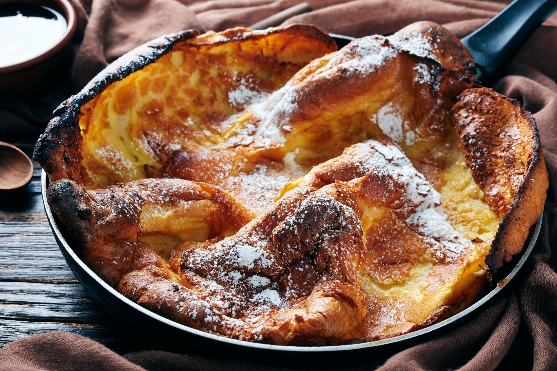 Dutch baby, czyli całkiem inne naleśniki, które robią się same
