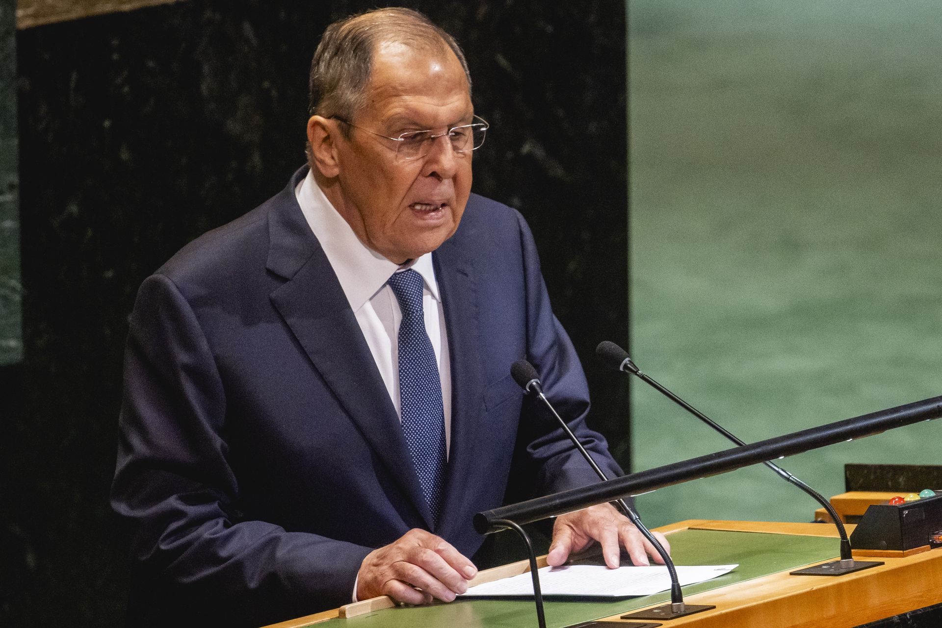 Ławrow grozi NATO na forum ONZ. "Ludzie bardzo tego pożałują"