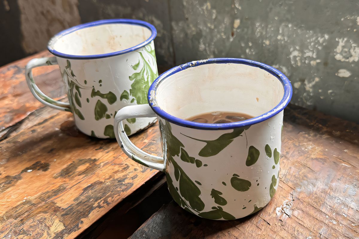 Sprawdziliśmy ceny w zakładzie karnym. Oto ile muszą płacić osadzeni za kawę