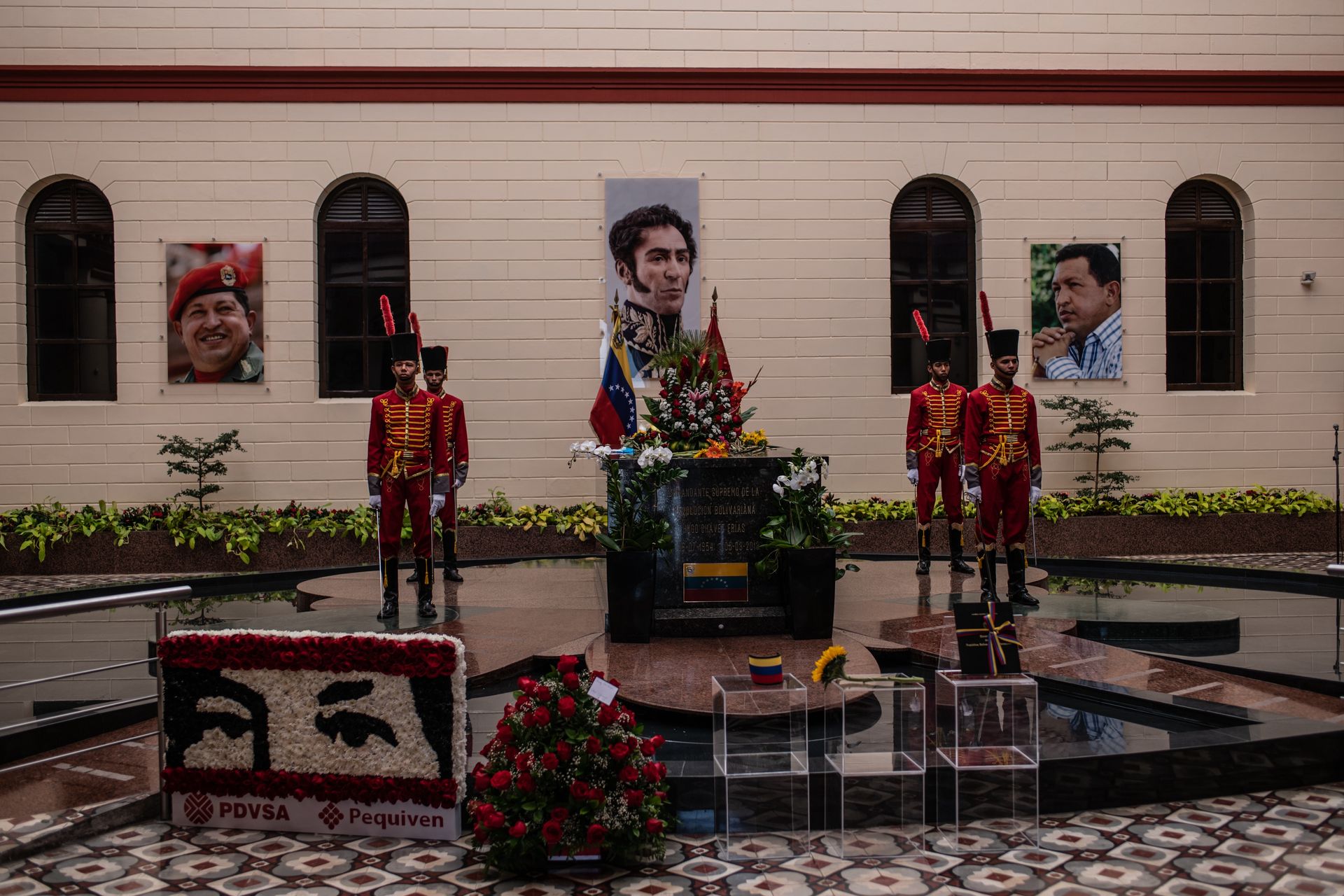 USA uderzyły w serce czawizmu. Mauzoleum Hugo Chaveza na celowniku