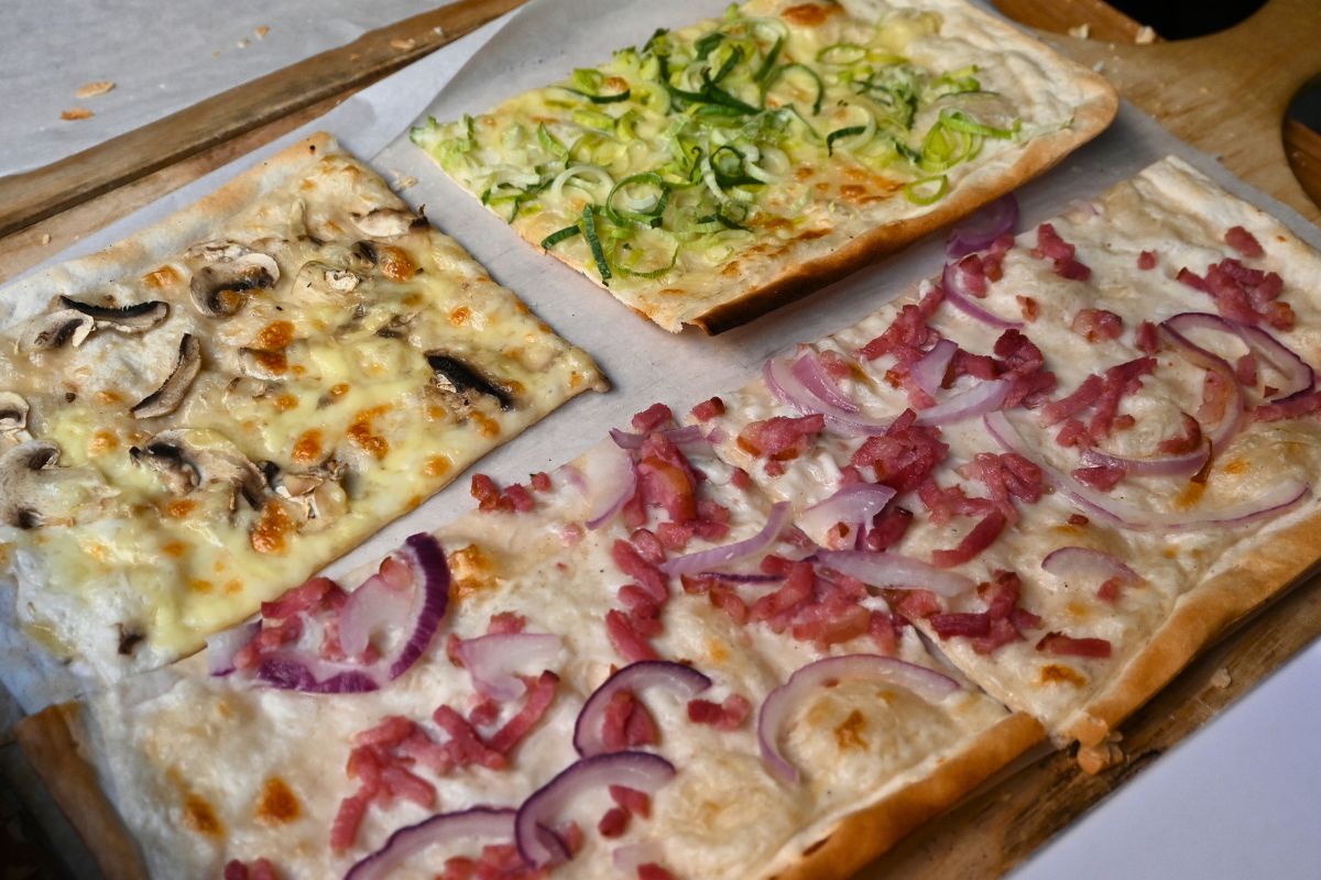 To nasza polska pizza. Ciasto chrupie jak śnieg pod butami