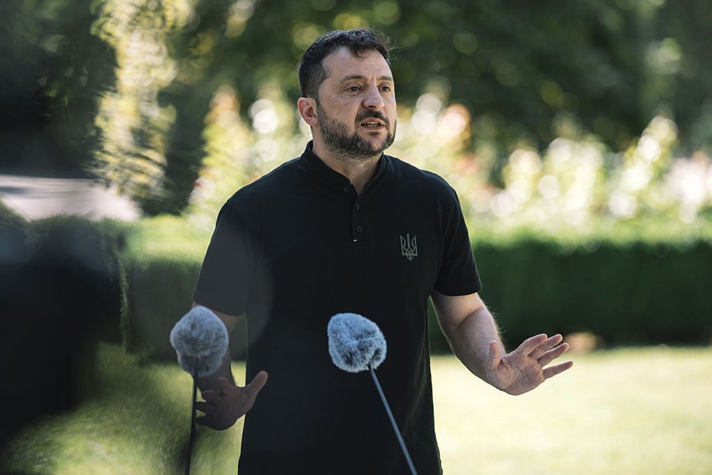 Spotkanie koalicji chętnych w Paryżu. Zełenski o szczegółach