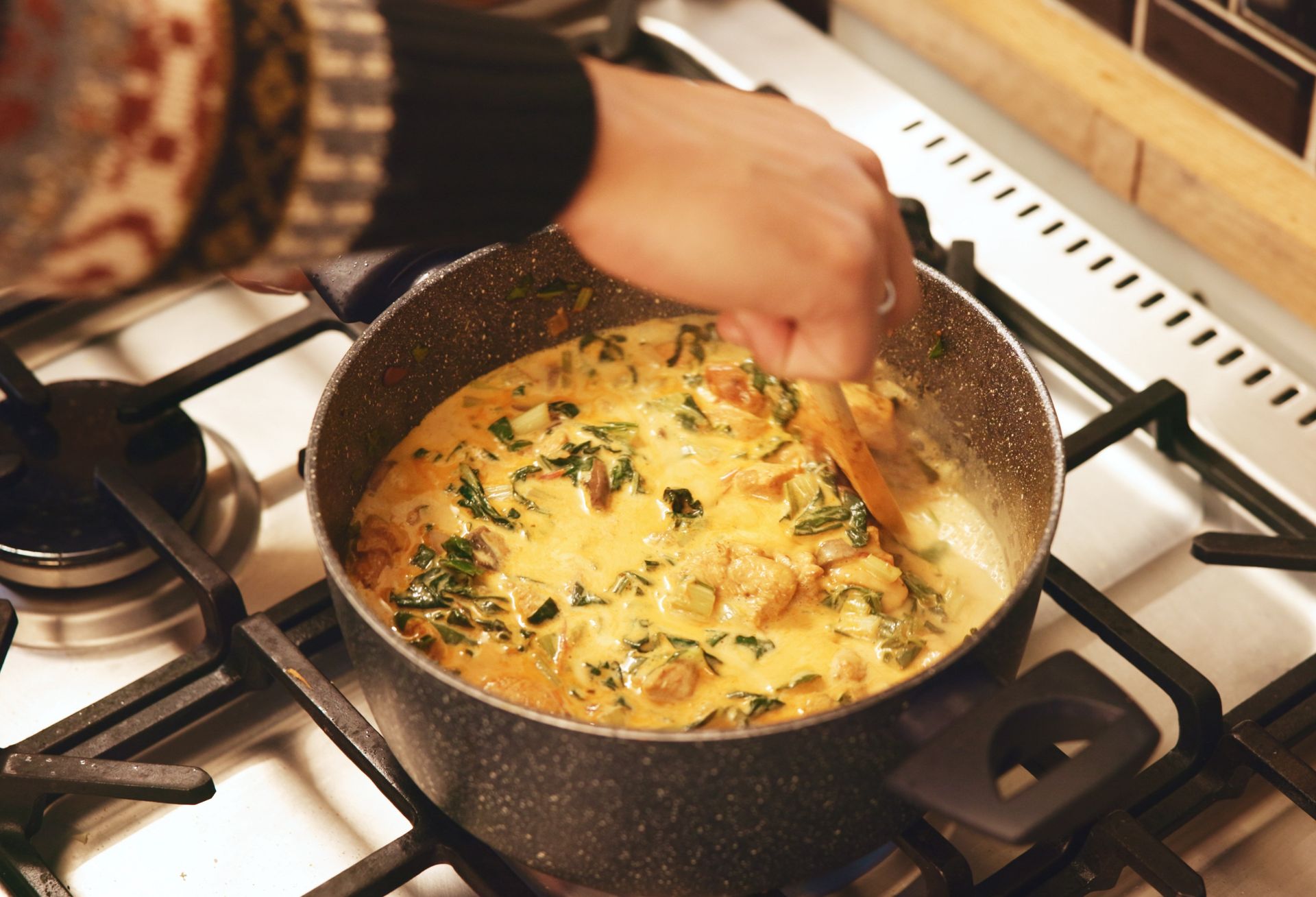 Te przyprawy dodaj pod koniec gotowania. W przeciwnym razie zepsują smak i stracą adekwatności