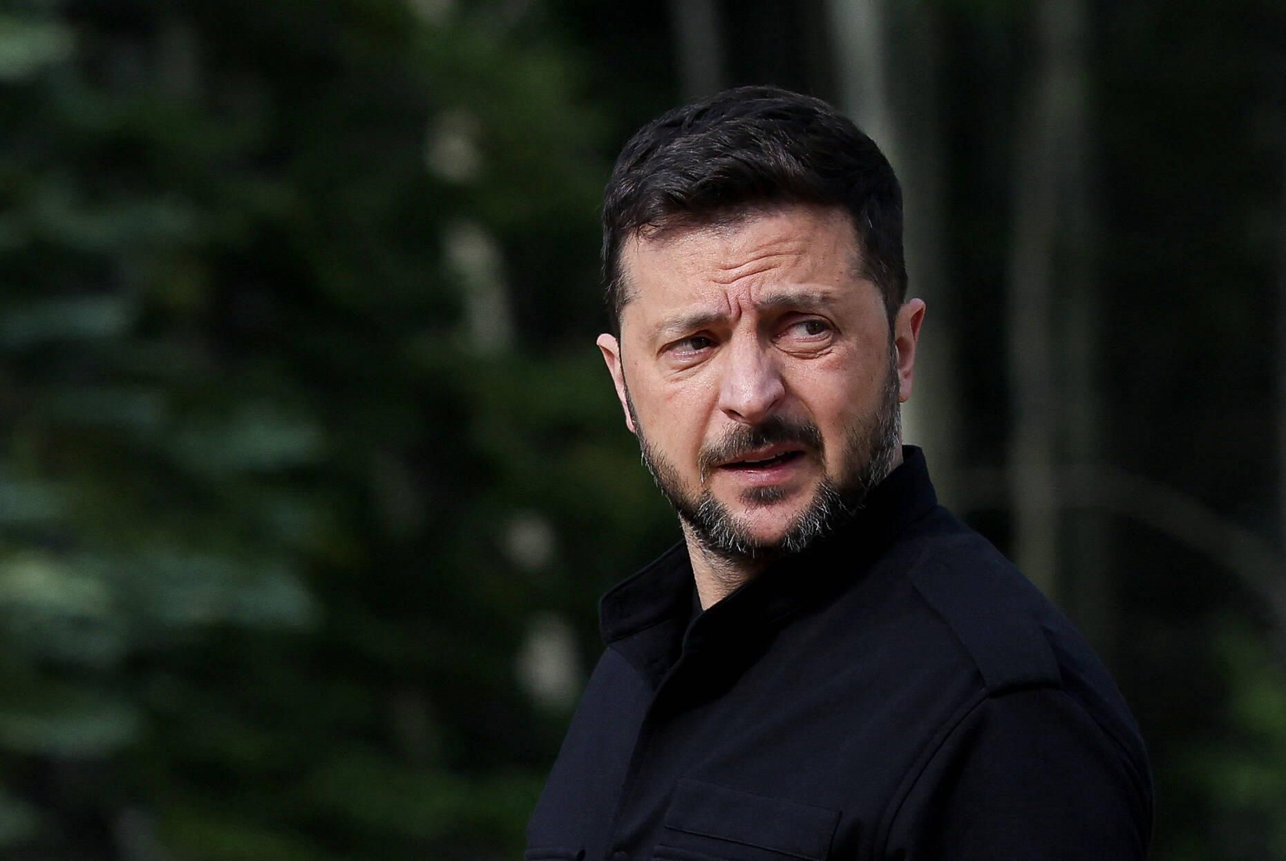 Zełenski porozmawia z Trumpem. Jedzie do Berlina