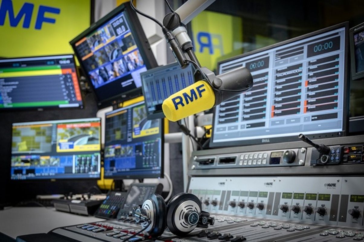 RMF FM zarabia rekordowo. Przybyło pracowników