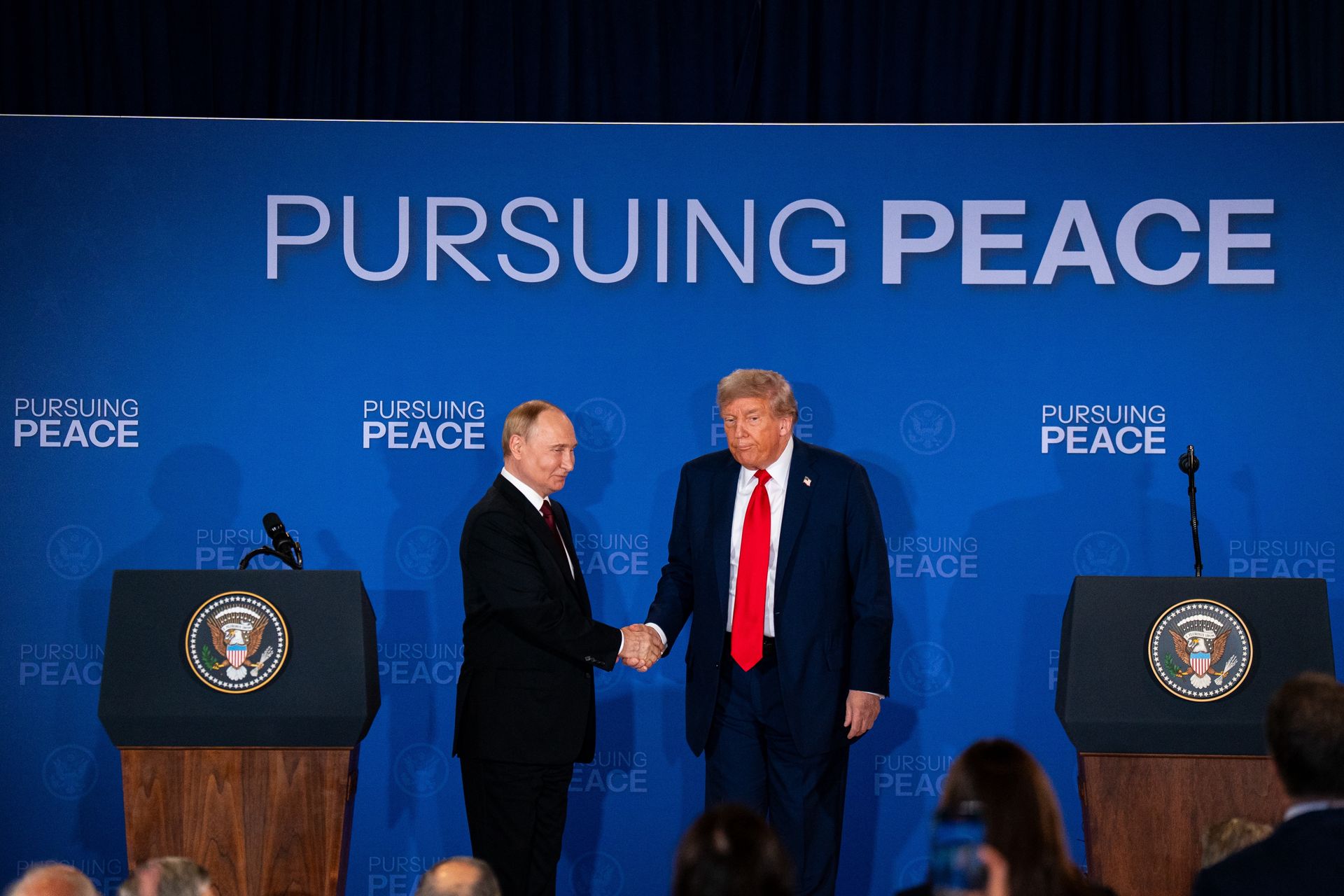 Koniec szczytu. Bez konkretów na Alasce