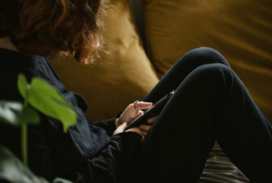 Ponad 2,6 mln młodszych dzieci w internecie. Ponad 40 proc. korzysta z ChataGPT