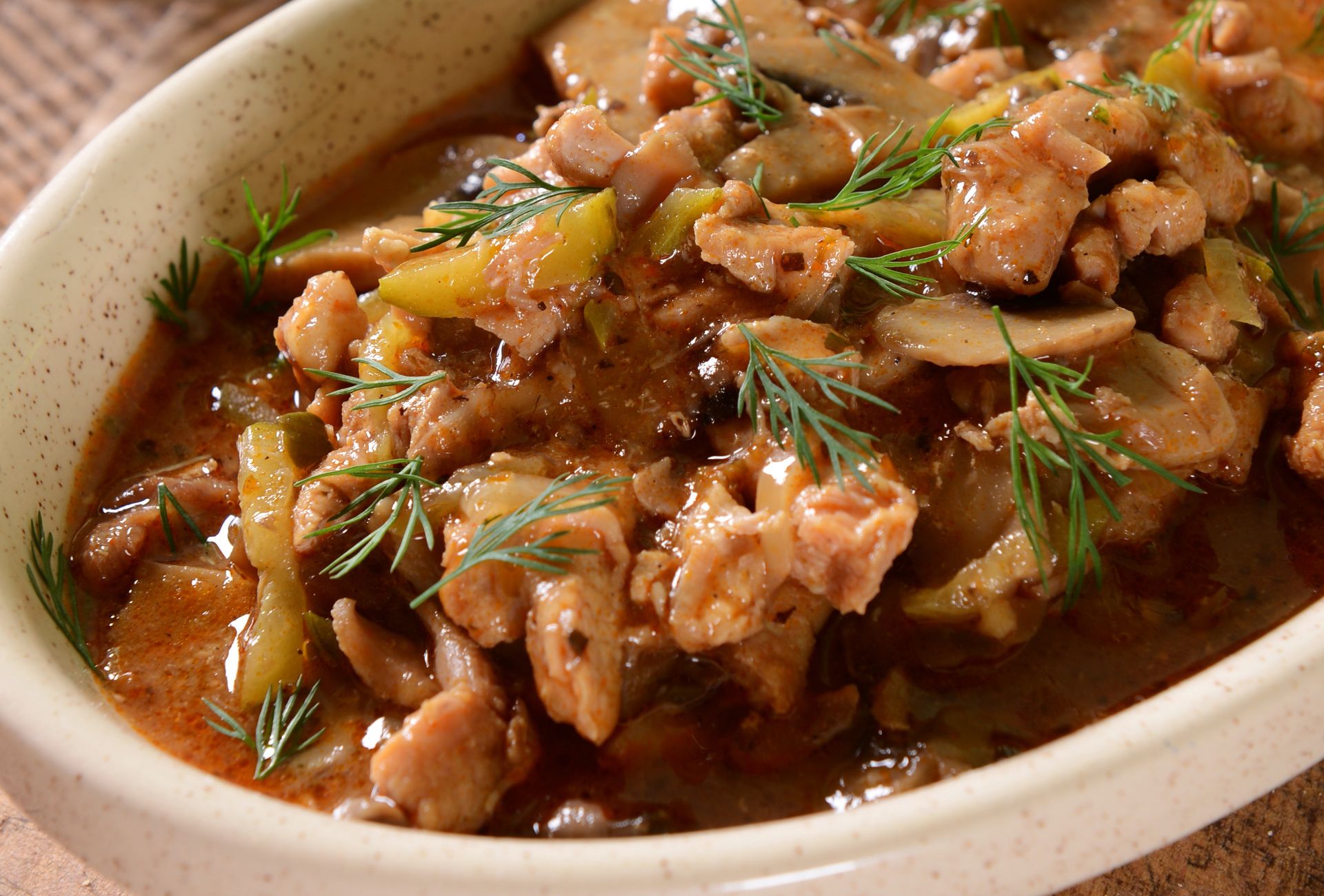 Do placków robię grzybowy gulasz. Unosił się zapach jak z najlepszej restauracji