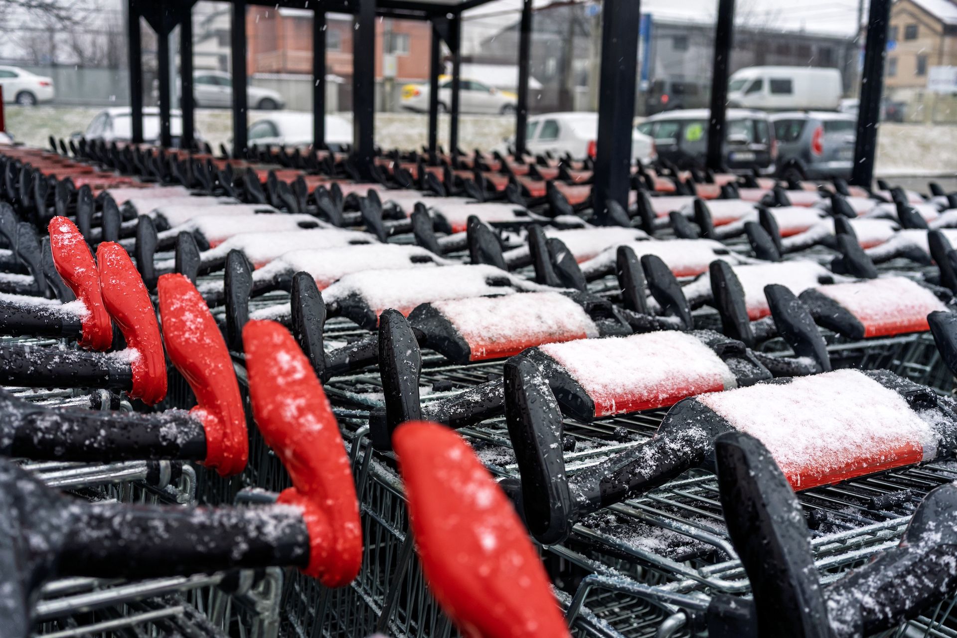 Strajk w niedzielę handlową. Sieć handlowa zwraca się do klientów