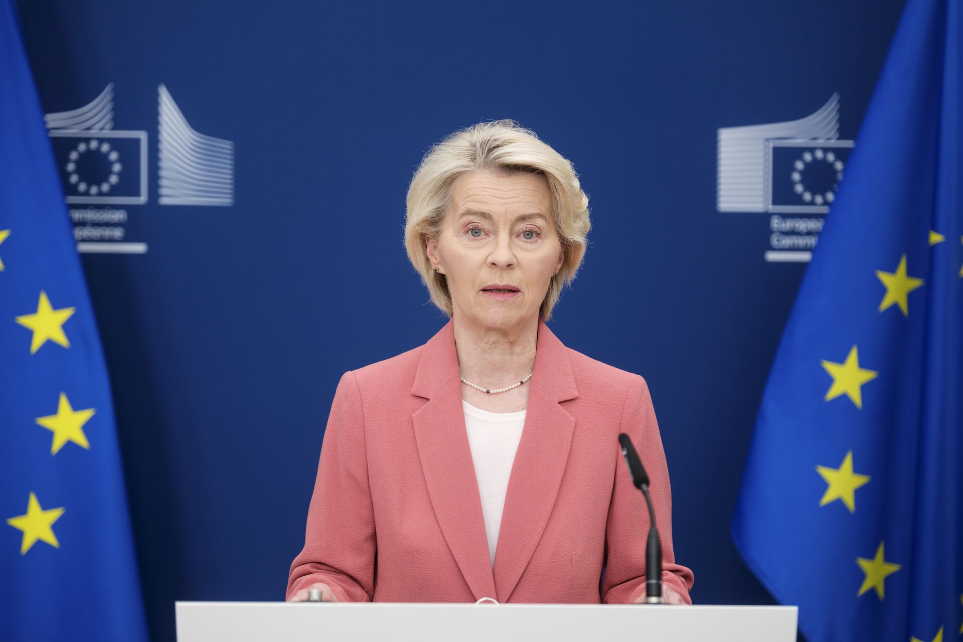 Von der Leyen celem Rosjan. "Zła ciocia"