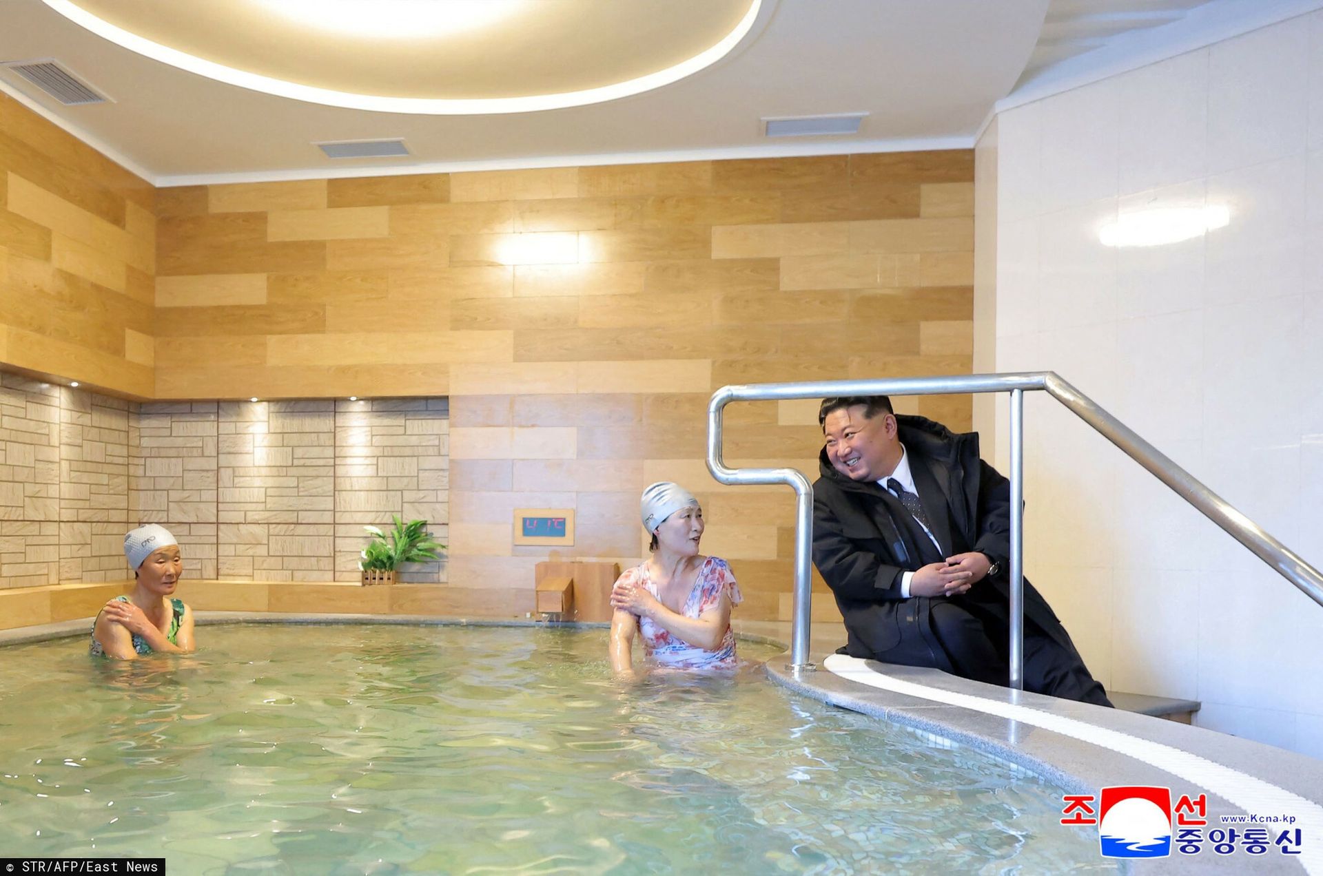 Kim Dzong Un otwiera spa dla "ludzi pracy". "Poczułem dumę"