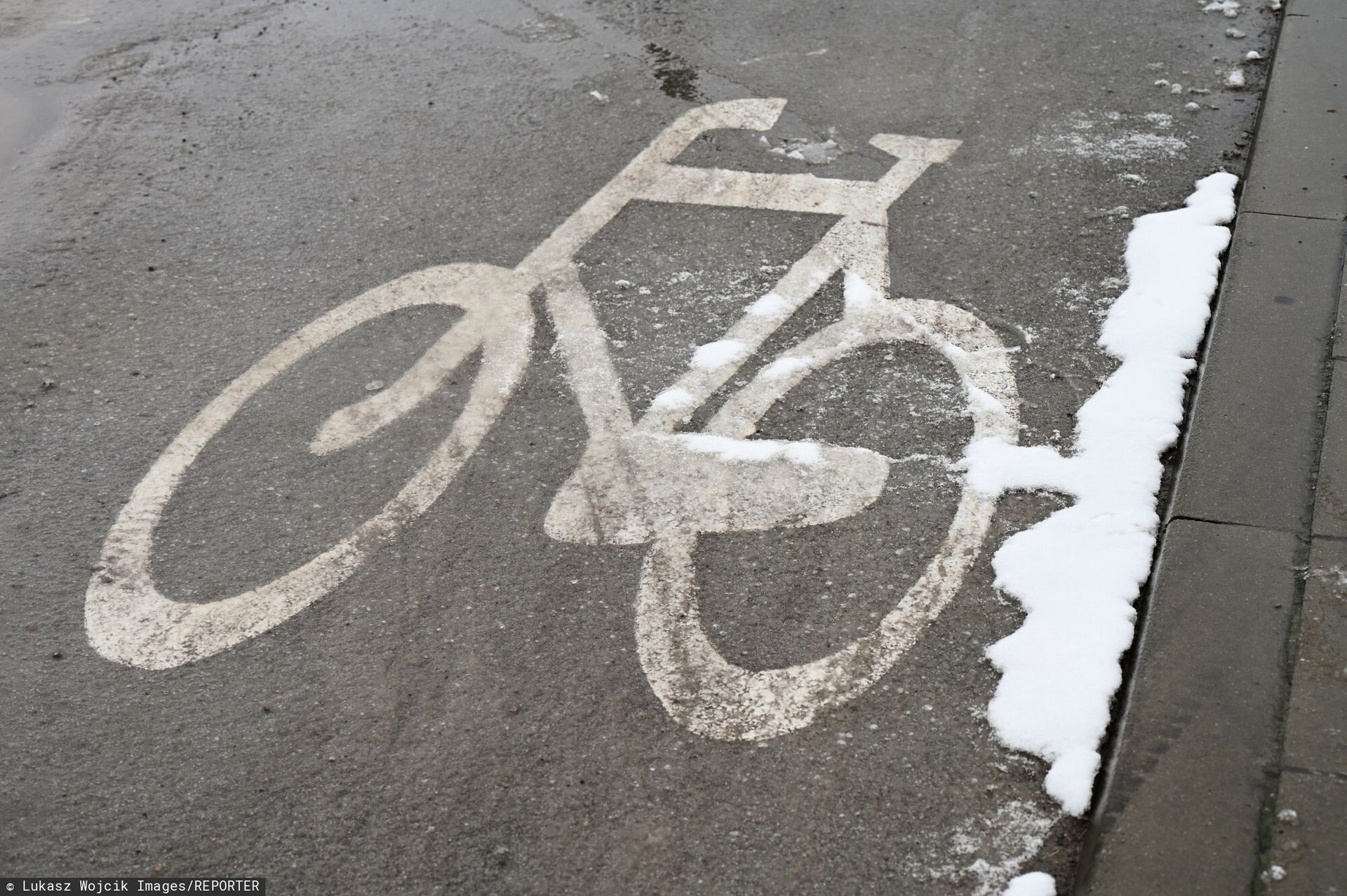 Nietypowa ścieżka rowerowa. Mieszkańcy zaskoczeni. Ratusz wyjaśnia