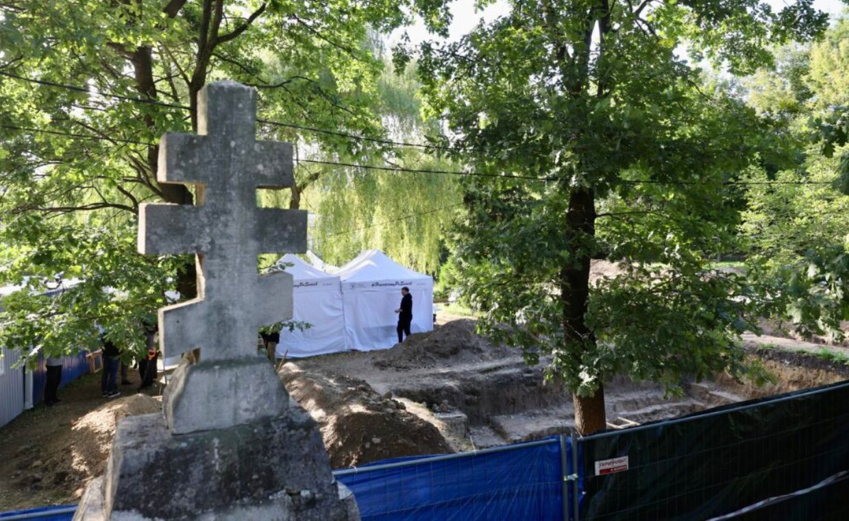 Ekshumacje we Lwowie. Znaleziono szczątki kilkudziesięciu osób