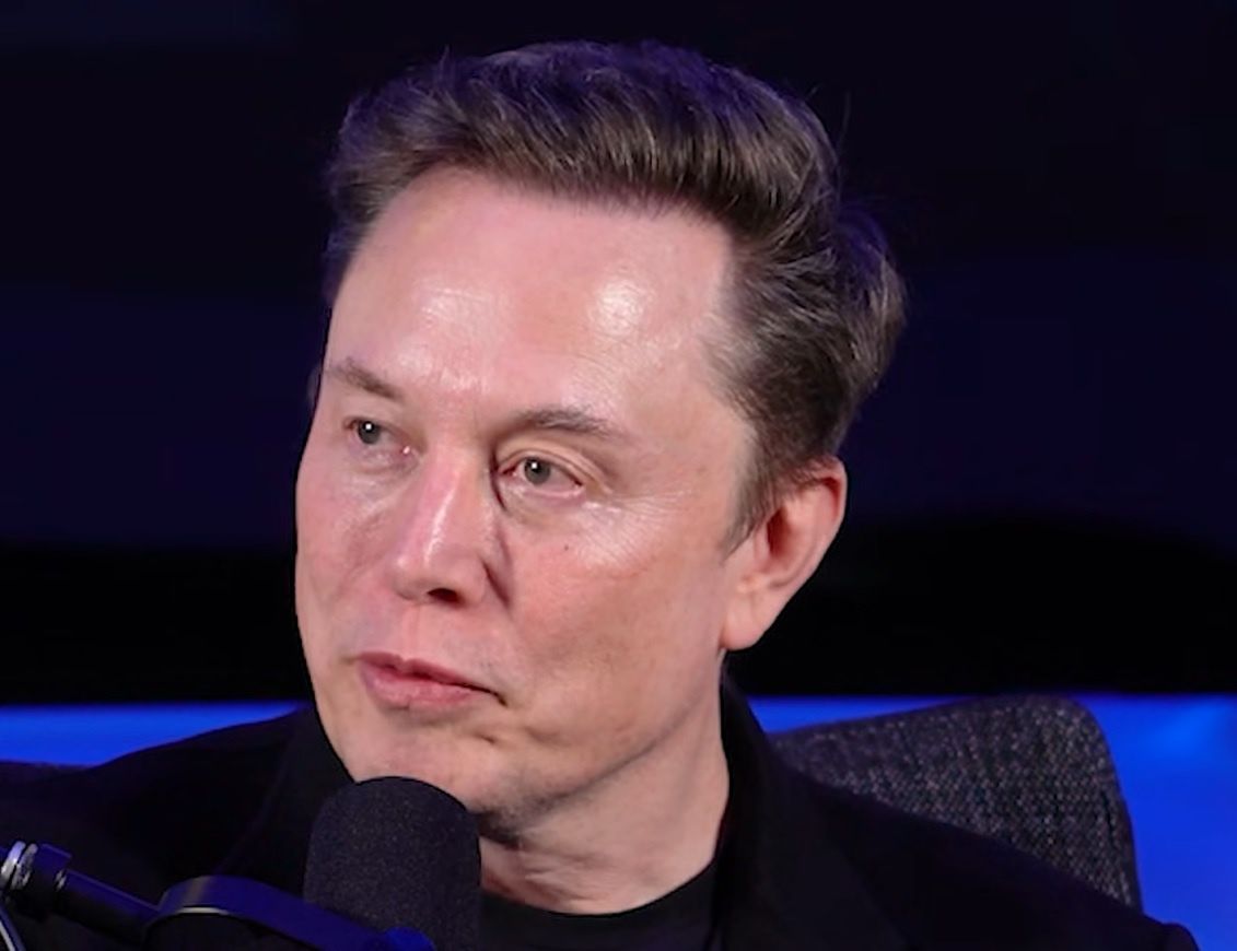 Kosmiczna firma Muska chce inwestować w AI. Uzgodniła ogromne przejęcie