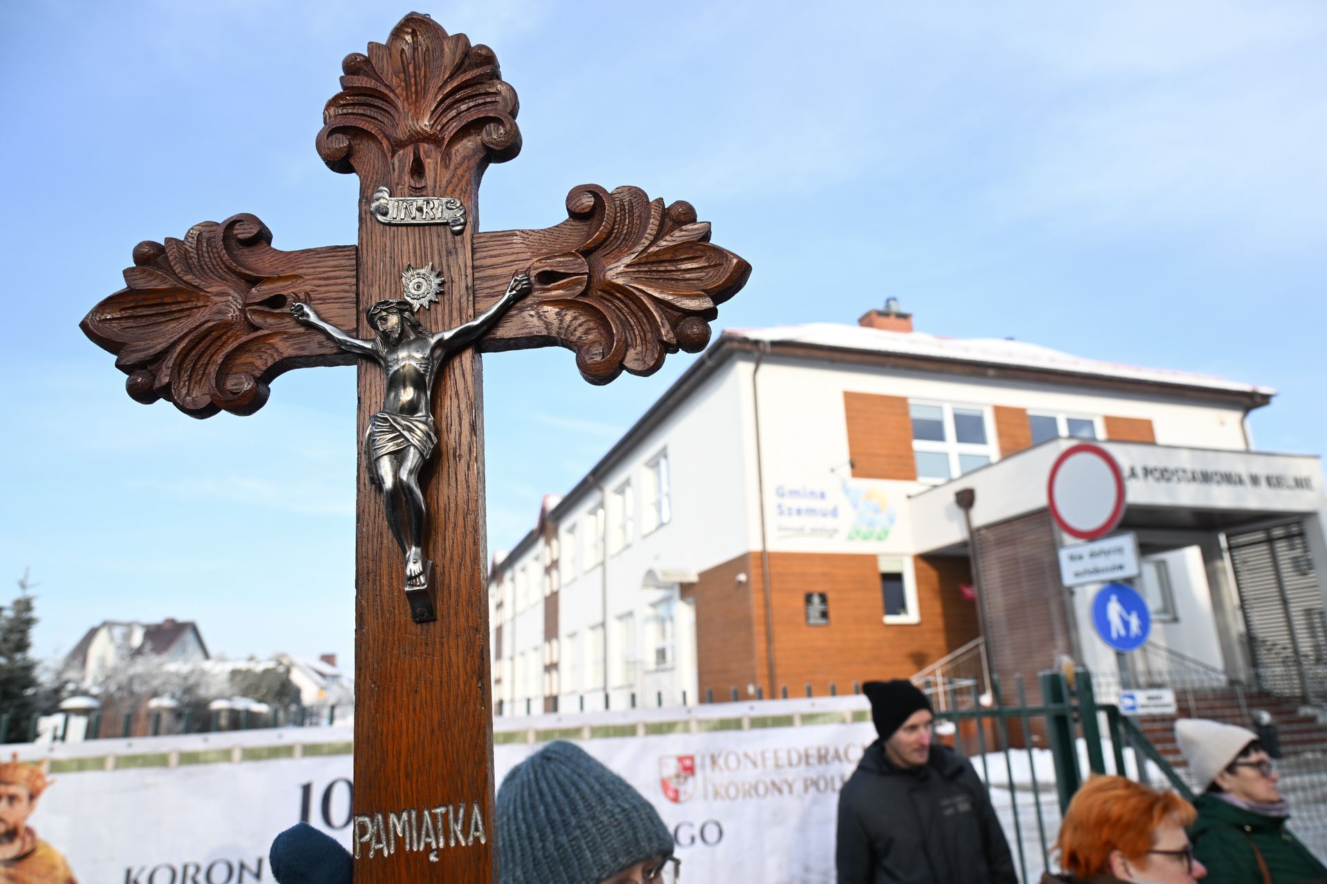 "Potem zaczęło się piekło". Nauczycielka opowiada swoją historię