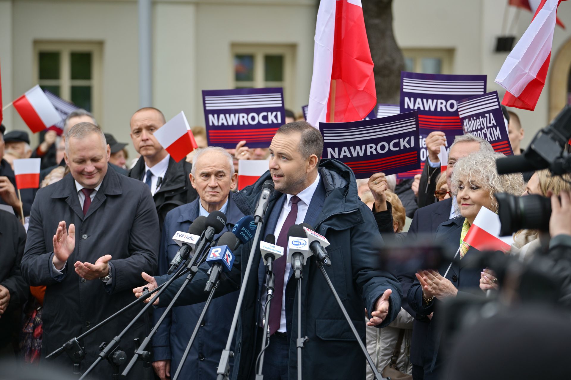 Karol Nawrocki ma się tłumaczyć z mieszkania. IPN potwierdza, iż "zaproszenie wpłynęło"