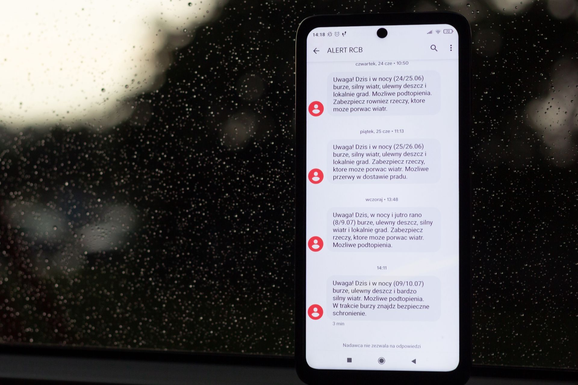 "Zachowaj spokój". Alert RCB i syreny alarmowe na Mazowszu
